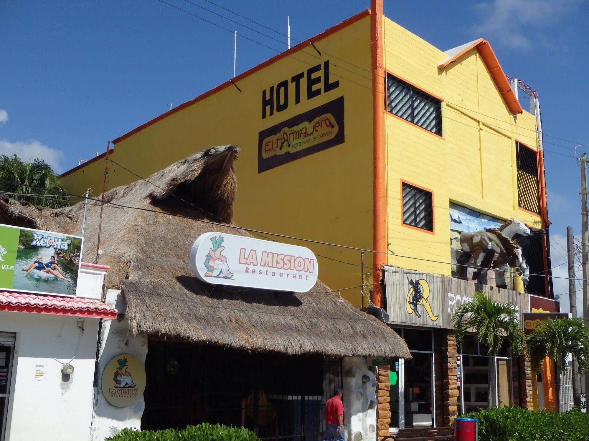 Hotel El Hormiguero Playa del Carmen Extérieur photo